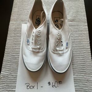 Vans White Canvas Low-Top Sneakers with Blue Tag